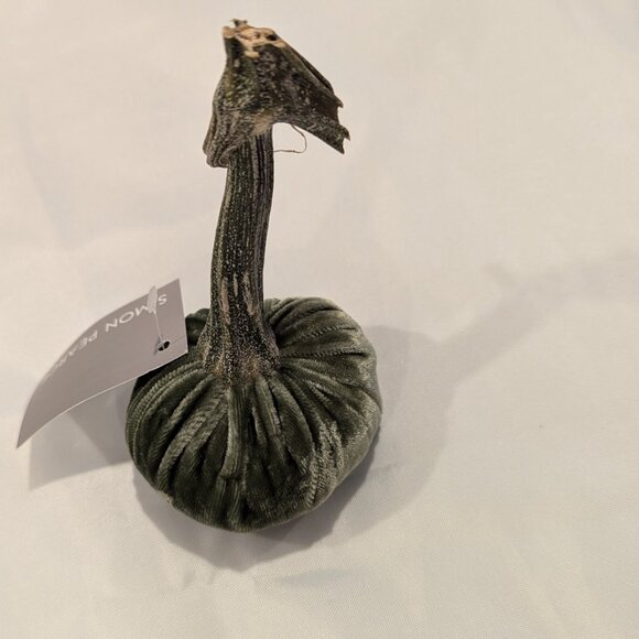 NWT Hot Skwash Silk Velvet Pumpkins (SET of 2, Handmade with Natural Stems) - Picture 10 of 13